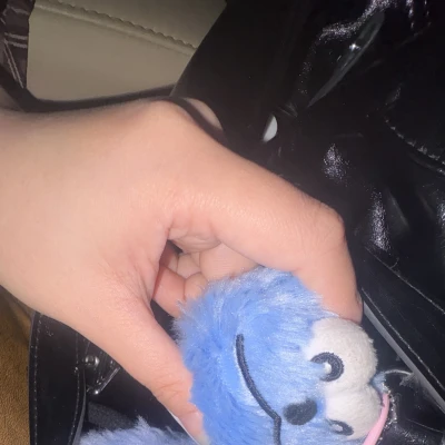 顔載せるの辞めちゃった笑