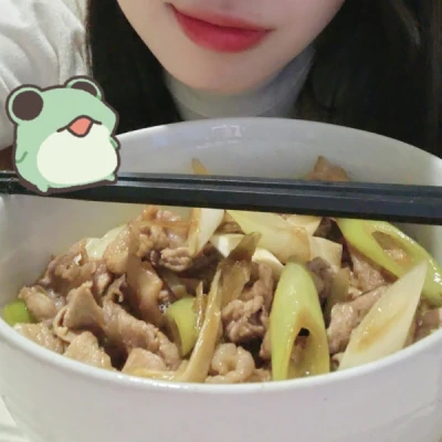 出勤しました🐸