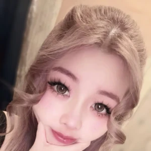 こんばんはー♪いよなだよー🫶の写真1枚目