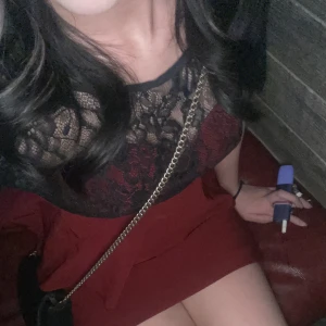 れいか20時半から出勤してます😻最近寒くなってきたよねええ一緒に乾杯してあったまりましょおおおお🍻の写真1枚目