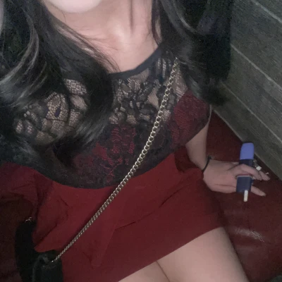 れいか20時半から出勤してます😻最近寒くなってきたよねええ一緒に乾杯してあったまりましょおおおお🍻