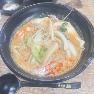 本日も出勤してます😋の写真1枚目