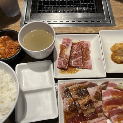 今日ネイル行って、仕事前に