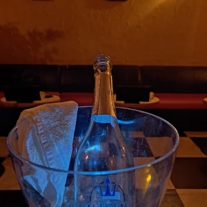 今日も出勤です🍸✨の写真1枚目