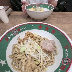 こんばんは‼️みかです😳の写真1枚目