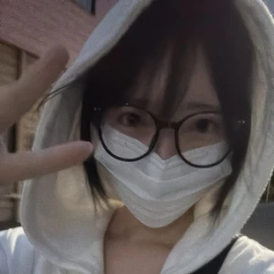 明日から復帰〜🤍の写真1枚目