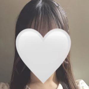 えまです！10月もがんばろう🤍の写真1枚目
