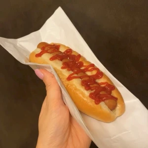 🌭❤️💛の写真1枚目