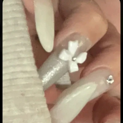 💅🏻