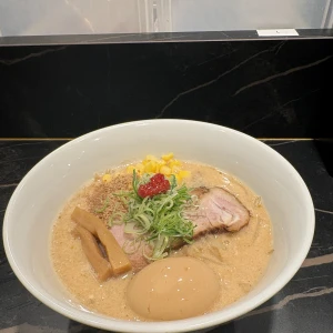 出勤してるよ〜の写真1枚目