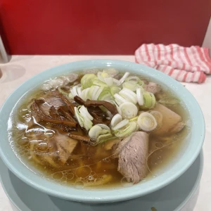 こんばんわん🐶みゆきです今日は地元の美味しいラーメン屋さん🍜を見つけたので行きました！の写真1枚目