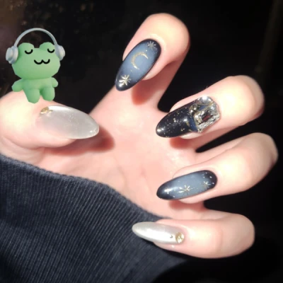 出勤しました🐸