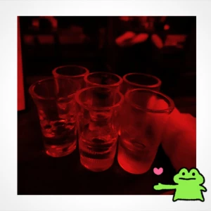 出勤してます🐸の写真1枚目