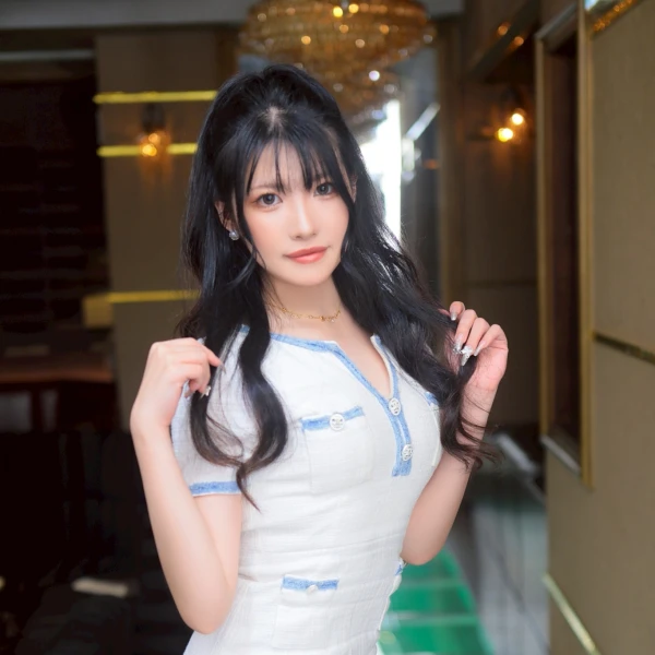 松山キャバクラ「ブイオキナワ」