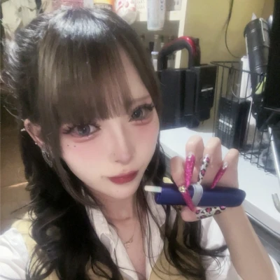 れいかです！！出勤してまあす😽制服コスプレ〜お願いします🥰