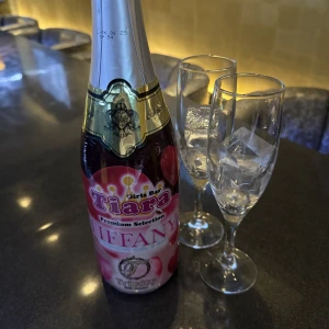 こんにちは、ゆりあですの写真1枚目