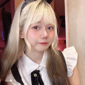 出勤してまーーすっ😚💘の写真2枚目