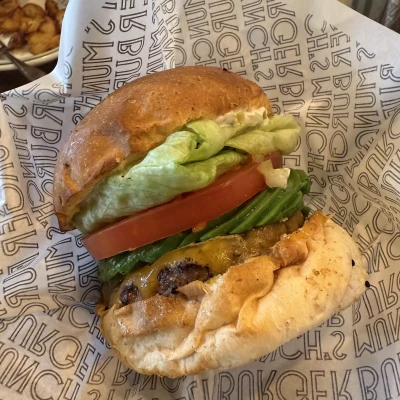 こんにちは、ゆりあです