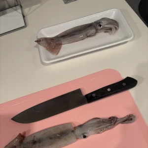 昨日営業中から頭がかち割れそうなくらい痛くて大変だった🤯の写真1枚目