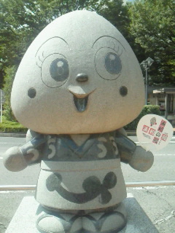 トリプルエックス