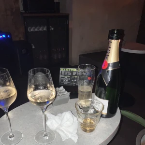 シャンパンこの前ありがとう今日は銀魂映画みてきたよ！の写真1枚目