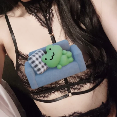 えちえちランジェリーお姉さん🐸
