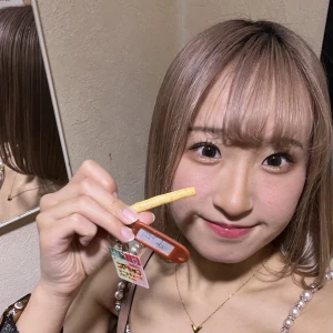 じゃがりこ大好き女のロッカーの鍵にの写真1枚目