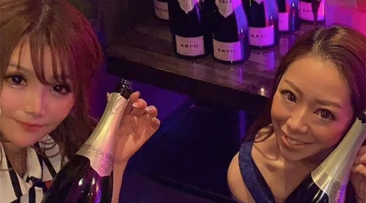 リュクセ「優月世奈」さんが12月の売り上げを報告♪ 1000万overでした💖