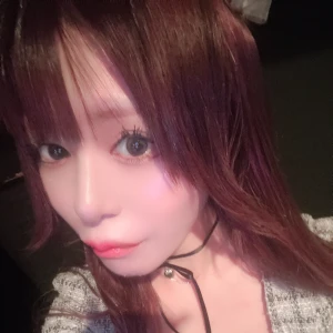 本日も出勤しております🙇‍♀️の写真1枚目