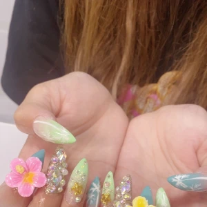 20時から出勤してまーす🤭💕の写真1枚目