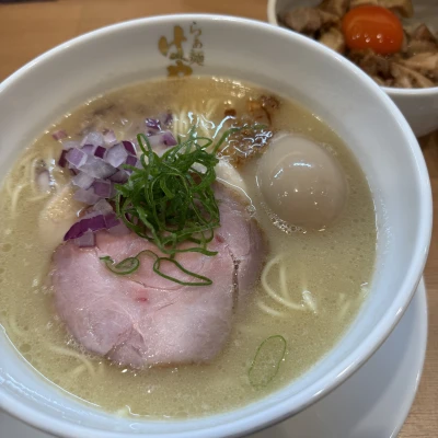 こんにちは、ゆりあです