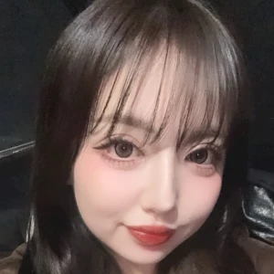 髪染めたよ✨の写真1枚目