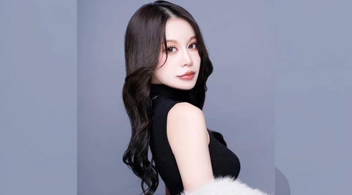 歌舞伎町キャバクラ「華灯」1月は、なおさんのバースデー月間です！