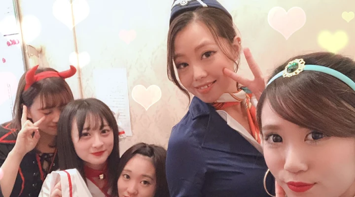 【TLまとめ】ただいまコスプレイベント多め!ポリスコスが逮捕レベルでスケスケ