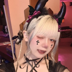 退勤です～😈🖤⋆͛*͛の写真1枚目