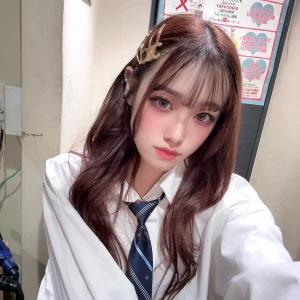 まだ制服いけるかな❓の写真1枚目