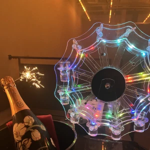 <p>こんばんはるなです❣️<br>キラキラ観覧車とベルエ🌸🌼<br>かわいいー！！！<br>家でお酒飲むことが増えて<br>ボトルを常備してます😳😳<br>缶じゃなくて...の写真1枚目