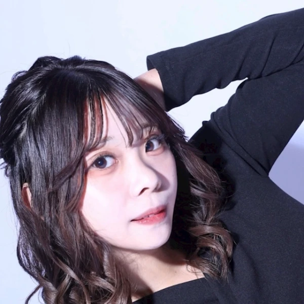 立川ガールズバー「レオン」