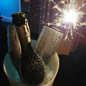華の日曜日です！揉んで飲んで吸って！の写真1枚目
