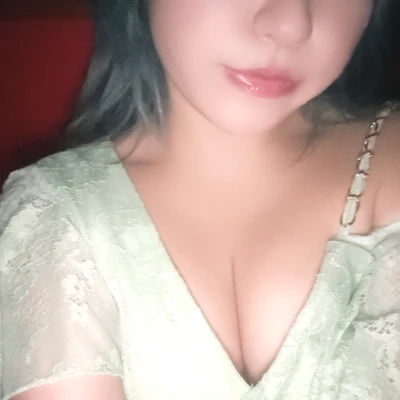 こんばんは！うみです！🪼🤍