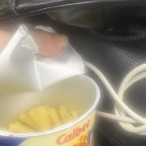 じゃがりこ食べてるよーー🟦今から向かうよ‼️の写真1枚目