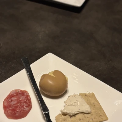 こんばんは、ティアラりなです！