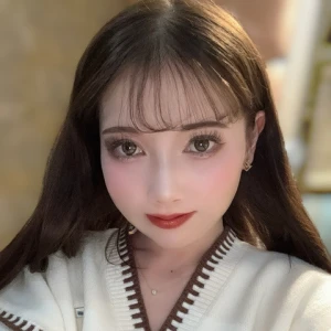 昨日は金曜日でたくさんのお客様が会いに来てくれての写真1枚目