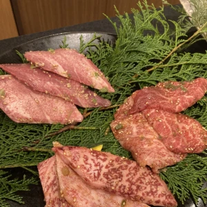 本日21:00より出勤してます❣️の写真2枚目