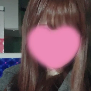 本日21時〜出勤のリリです❣️の写真1枚目