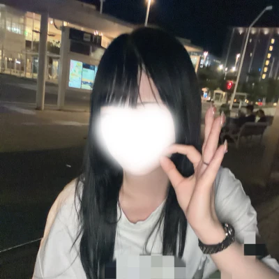 メッセージ性の高すぎるTシャツは控えた方がいいとどこかで聞きましたが、メッセージ性のあるTシャツしか持ってません。