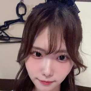 本日21:00より出勤してます❣️の写真1枚目