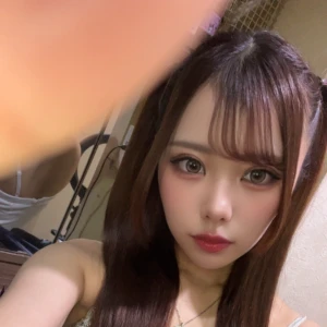 🤍🤍🤍🤍の写真1枚目