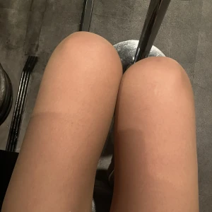 出勤！おはよー🥹の写真1枚目