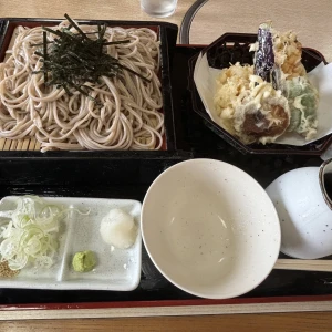 ご機嫌よう〜えれなです🥘の写真1枚目